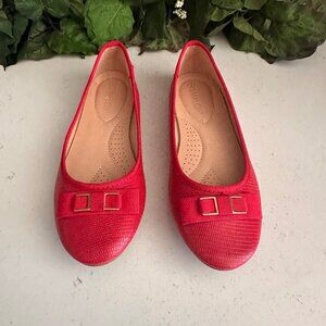 Red Samilor Womens Faux Leather Ballet Flats With Bow & Gold Accent Size 8